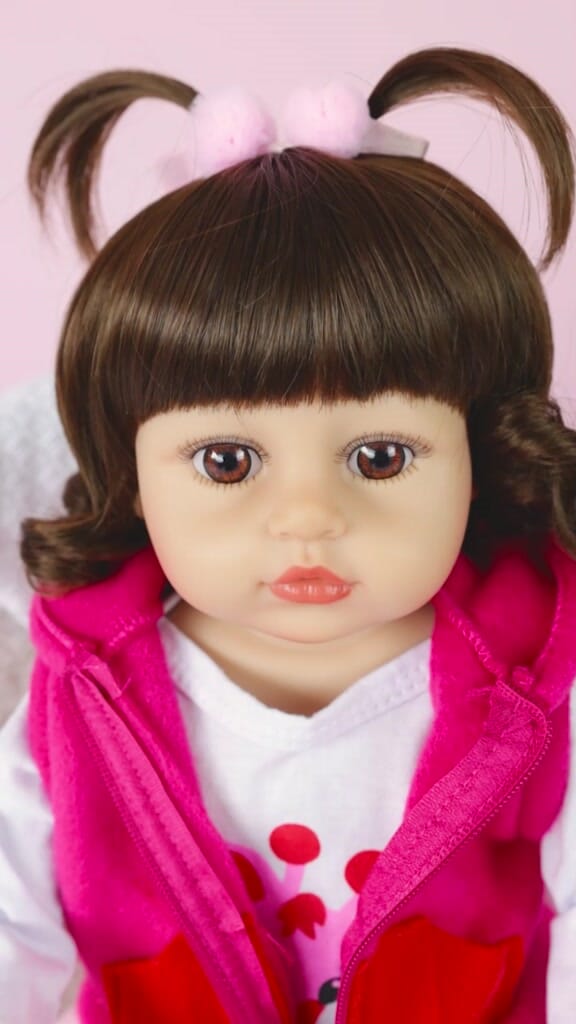 Boneca Bebê Reborn Girafinha Luxo Nova Realista de Silicone Pode Dar Banho Envio Imediato Superfacilita 