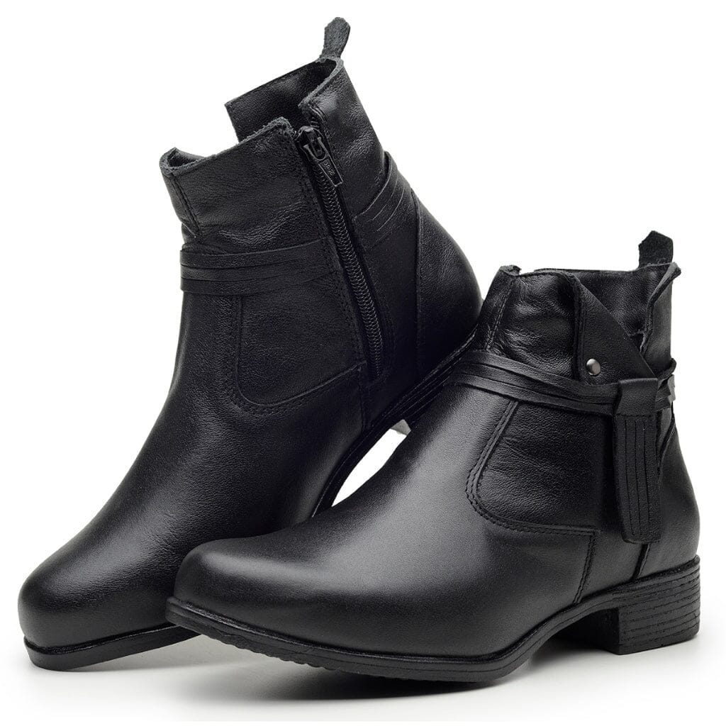 Bota Feminina Cano Curto em Couro Legítimo Coturno com Zíper – Conforto e Estilo para o Dia a Dia Bota Feminina Cano Curto em Couro Legítimo Coturno com Zíper – Conforto e Estilo para o Dia a Dia Superfacilita Preto 33 