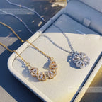 Colar Feminino Com Zircônias 2 Em 1 Formato Trevo e Corações SH - 506 - Colar Feminino Com Zircônias 2 Em 1 Formato Trevo e Corações Superfacilita 