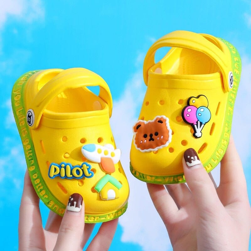 Sandália Infantil CroKids™️ | Animados Sandália Infantil CroKids Superfacilita Amarelo 01 N° 20 (Pé 13cm) 