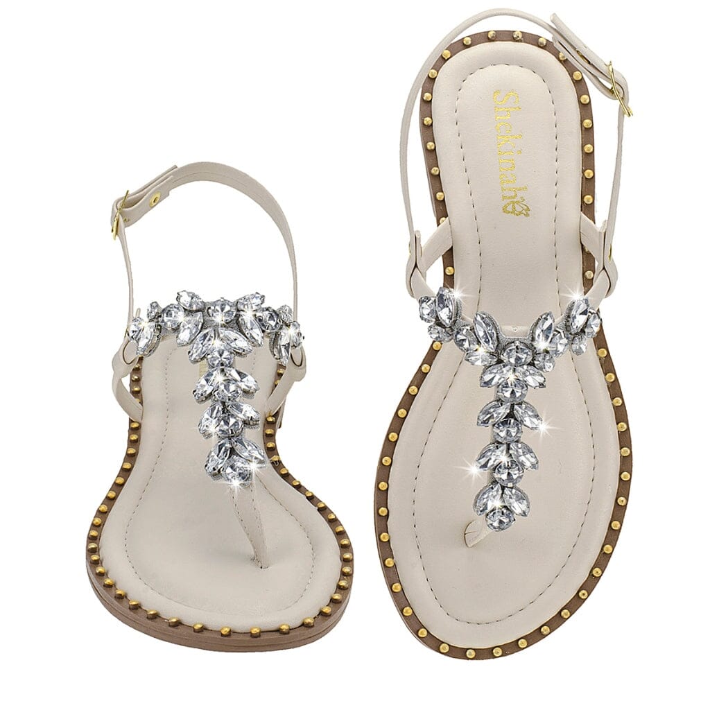 Sandália Rasteira Feminina Shekinah com Pedrarias e Tachas. Sandália Rasteira Feminina Shekinah com Pedrarias e Tachas Superfacilita 