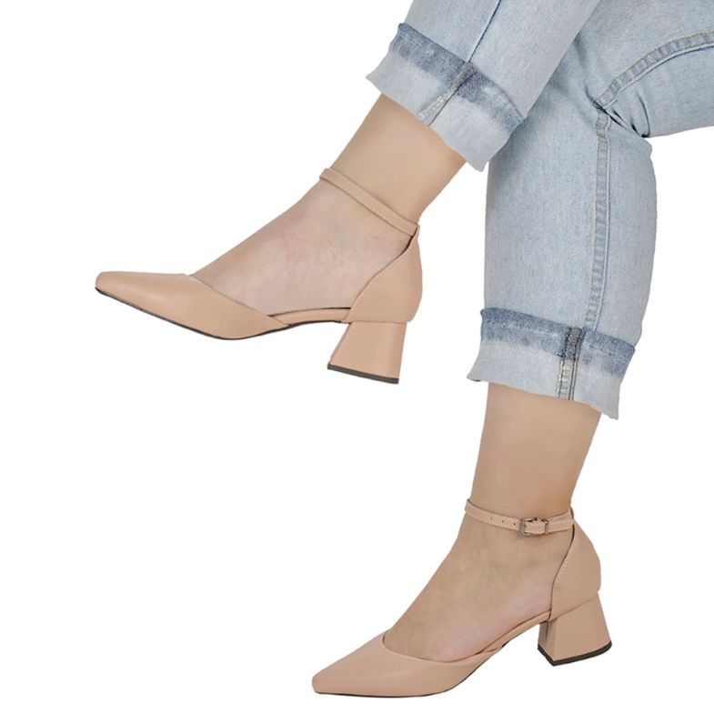 Scarpin Slingback Bico Fino Salto Baixo Scarpin Slingback Bico Fino Salto Baixo Superfacilita Nude 34 