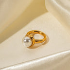 Anel com Pérola Central Anel com Pérola Central Superfacilita 