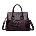 Bolsa Feminina de Couro Crocodile Luxo Bolsa F. de C. Crocodile Luxo M6 Superfacilita Roxo 