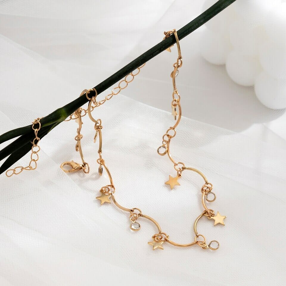 Colar Choker com Estrelas e Zircônias Colar Choker com Estrelas e Zircônias Superfacilita 