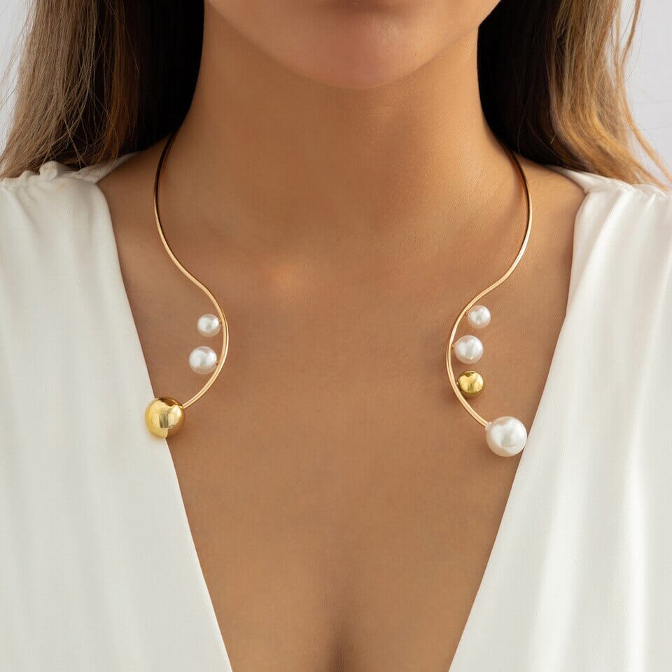 Colar Choker Folheado a Ouro com Pérolas Colar Choker Folheado a Ouro com Pérolas Superfacilita 