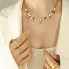 Colar Retro Francês com Pérolas e Zircônias Colar Retro Francês com Pérolas e Zircônias Superfacilita 