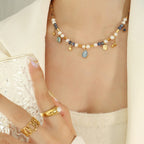 Colar Retro Francês com Pérolas e Zircônias Colar Retro Francês com Pérolas e Zircônias Superfacilita 