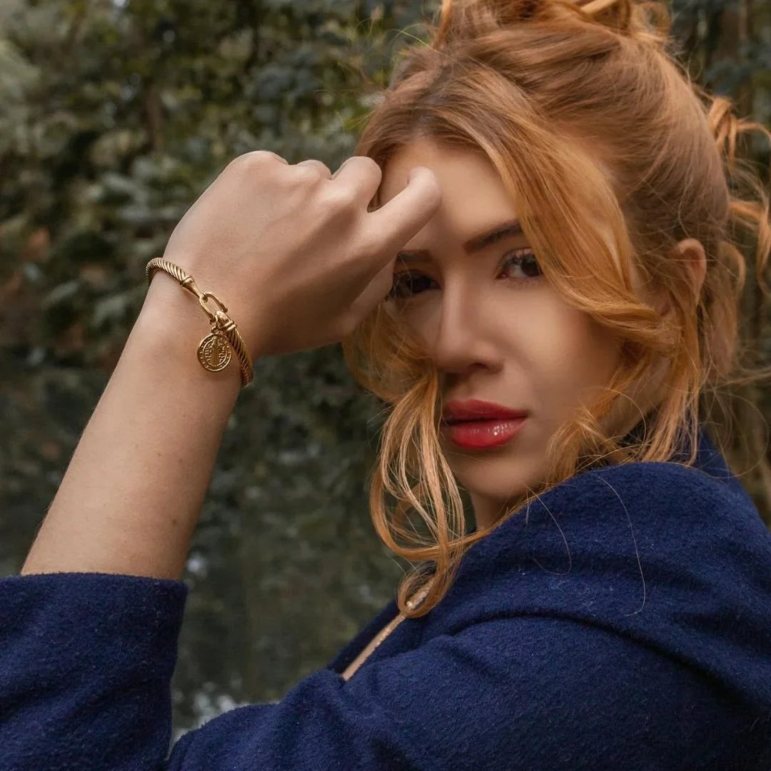 Pulseira Feminina de São Bento Pulseira Feminina de São Bento Superfacilita 