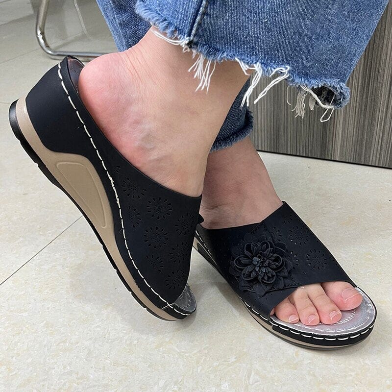 Sandália Feminina Ortopédica Yara Sandália Feminina Ortopédica Yara Superfacilita 