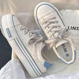 Tênis Feminino Plataforma Bordado